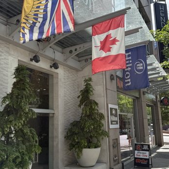 Hilton Vancouver Downtown - Hilton entrance off Homer street - Hotels Near Me - Vancouver, British Columbia