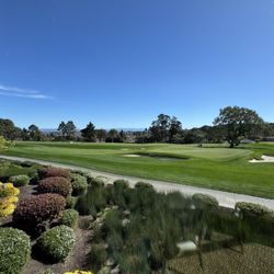 Peninsula Golf & Country Club