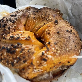 Utopia Bagels - Bakeries Near Me - Whitestone, New York