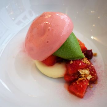 Bidlabu - Bidlabu 05/27/19: White Chocolate, Strawberries, Sorrel - Bistros Near Me - Frankfurt, HE Bidlabu - Bidlabu 05/27/19: White Chocolate, Strawberries, Sorrel - Bistros Near Me - Frankfurt, HE