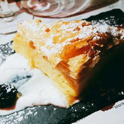 Halloumi - Galaktoboureko