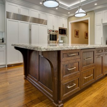 AA Rigoni Brothers - a kitchen with a center island - General Contractors Near Me - Lockport, Illinois AA Rigoni Brothers - a kitchen with a center island - General Contractors Near Me - Lockport, Illinois