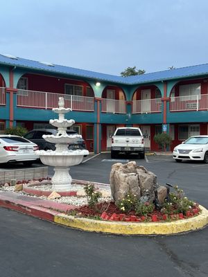 Sandia Peak Inn Old Town ABQ, a Howard Johnson by Wyndham by null