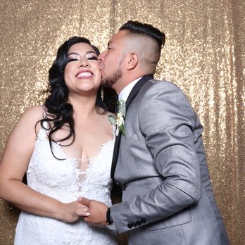 Photobooth Geeks - Bride and groom - Photo Booth Rentals Near Me Photobooth Geeks - Bride and groom - Photo Booth Rentals Near Me