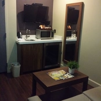 BLVD Hotel & Studios - Sitting room - Hotels Near Me - Studio City, California BLVD Hotel & Studios - Sitting room - Hotels Near Me - Studio City, California