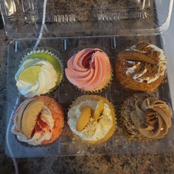 Sweet Affairz - It's A Sweet Affair!! Key Lime, White Chocolate Raspberry, Biscoff, Strawberry Crunch, Banana Pudding, & Butter Pecan - Bakeries Near Me - Macon, Georgia Sweet Affairz - It's A Sweet Affair!! Key Lime, White Chocolate Raspberry, Biscoff, Strawberry Crunch, Banana Pudding, & Butter Pecan - Bakeries Near Me - Macon, Georgia