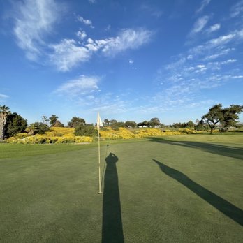 Victoria Golf Course - The 14th green! - Golf Near Me - Carson, California Victoria Golf Course - The 14th green! - Golf Near Me - Carson, California