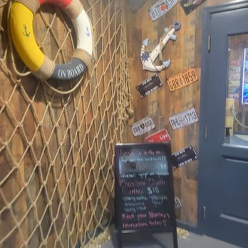 Harbor Crabs - Seafood Near Me - Dickson City, Pennsylvania