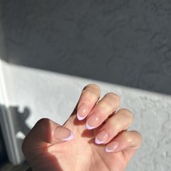 Me Time Beauty Lounge - Dip Purple frenchies