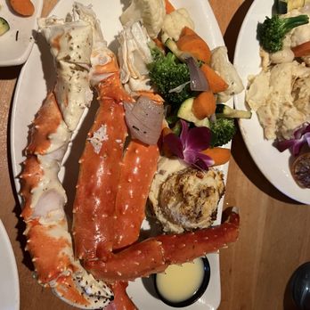 Market Broiler - Wild Alaska Colossal King Crab - Seafood Near Me - Fremont, California Market Broiler - Wild Alaska Colossal King Crab - Seafood Near Me - Fremont, California