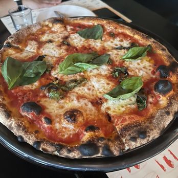Pizzana Silver Lake - MARGHERITA PIZZA - Pizza Near Me - Los Angeles, California