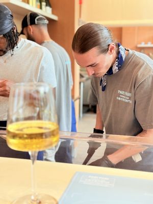 PARI PARI Handroll Bar by null