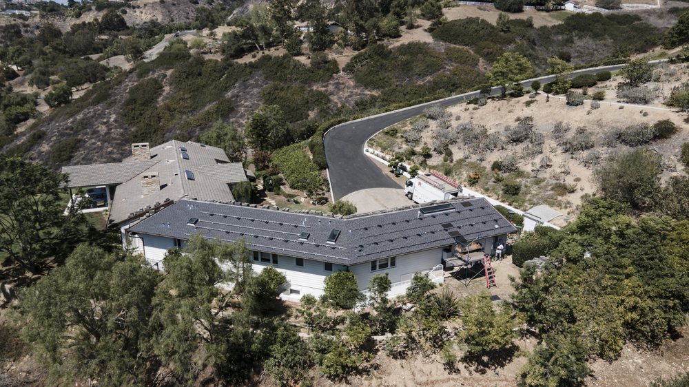 Slide of Howe Builders