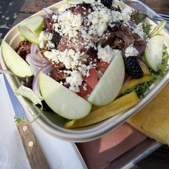 South Winchester BBQ - Berry Bleu Salad - Barbeque Near Me - San Jose, California