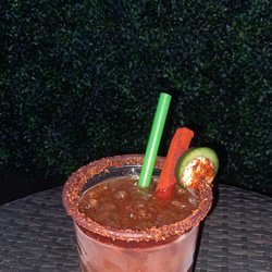 Micheladas de Modelo y Pacifico