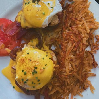 Bea Bea's - Robins Benedict - Coffee & Tea Near Me - Burbank, California