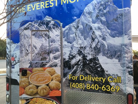The Everest Momo by null
