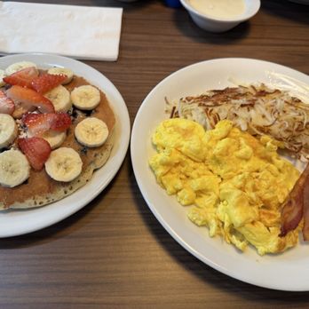 Denny's - Stack of Double Berry Banana Strawberry Pancakes - American Near Me - Houston, Texas