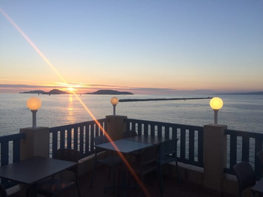 Les Bords De Mer - Hôtel, Restaurant, Rooftop & Spa by null