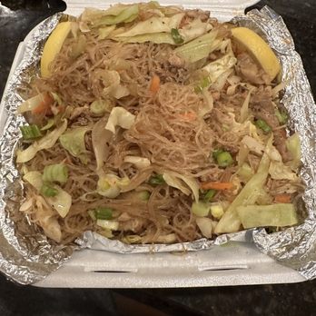 Fil Cuisine - Pancit Bihon - Filipino Near Me - Lynnwood, Washington