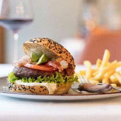 Restaurant The Grape - US-Burger