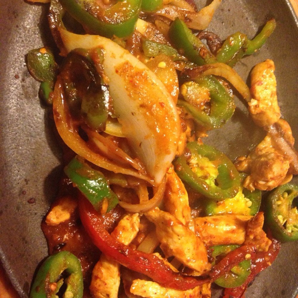 El Rodeo - Lunch sized portion of the chicken picante fajitas. Perfect portion, just add $1 after 3pm. - Mexican Near Me - Mentor, Ohio El Rodeo - Lunch sized portion of the chicken picante fajitas. Perfect portion, just add $1 after 3pm. - Mexican Near Me - Mentor, Ohio
