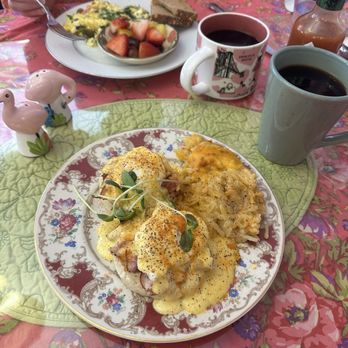 Goodness Gracious Kitchen & Cupboard - Ham & Biscuit Benny - Breakfast & Brunch Near Me - Carmel, Indiana