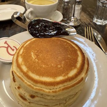 Raymond's - Pancakes - American Near Me - Montclair, New Jersey