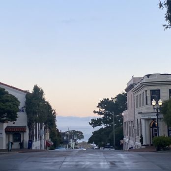 Bookworks - Bookstores Near Me - Pacific Grove, California