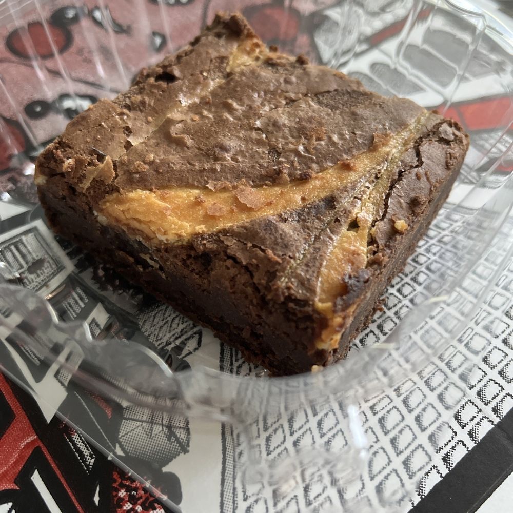 Singas Famous Pizza - Cheesecake brownies - Pizza Near Me - Forest Hills, New York Singas Famous Pizza - Cheesecake brownies - Pizza Near Me - Forest Hills, New York