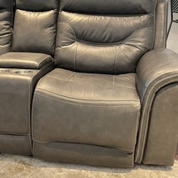 Hudson Square Furniture - Sagging
