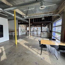 Normal Coffee - Inside