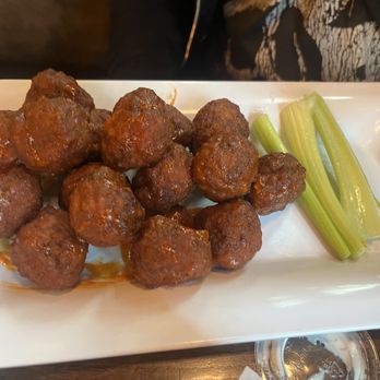 Blazing Onion Burger Company - Blazing Chicken Wings (boneless) - American Near Me - Newcastle, Washington