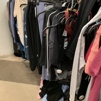 Macy's - Good luck trying to find anything here - Department Stores Near Me - Schaumburg, Illinois