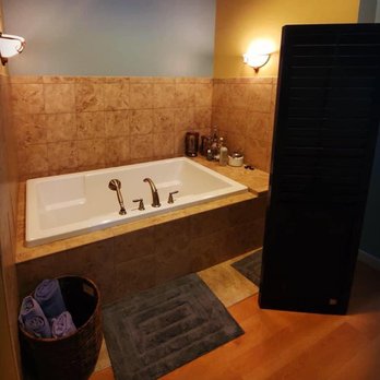 Spa On The Boulevard - Soaking Tub in Couples Room - Hair Salons Near Me - Abingdon, Maryland Spa On The Boulevard - Soaking Tub in Couples Room - Hair Salons Near Me - Abingdon, Maryland