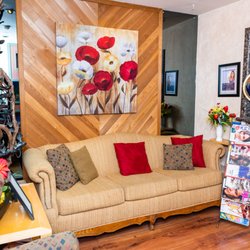 Jerome A Guttman, DDS - Waiting Room