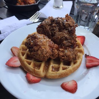 The Trestle - Chicken and waffle - Cocktail Bars Near Me - Astoria, New York The Trestle - Chicken and waffle - Cocktail Bars Near Me - Astoria, New York