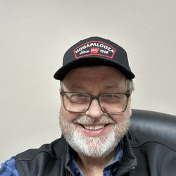 Hogapalooza - Sporting my new Hogapolooza hat!