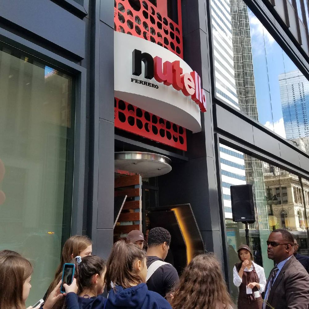 Nutella Cafe - Desserts Near Me - Chicago, Illinois