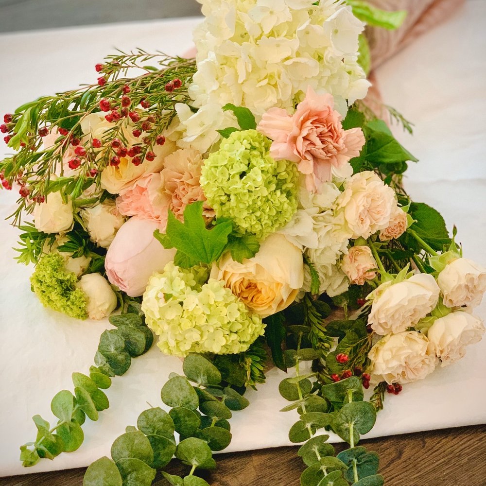 Bartlett Flowers & Gifts - Stunning Mother's Day bouquet! - Florists Near Me - Roseville, California
