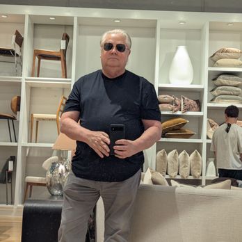 west elm - I couldn't resist,with that huge mirror begging me - Home Decor Near Me - Dallas, Texas west elm - I couldn't resist,with that huge mirror begging me - Home Decor Near Me - Dallas, Texas