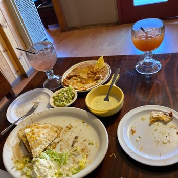 Simple Eatery - We couldn't finish. Beef fajita quesadillas (Sour cream & Guac) queso, and bean dip, Drinks: Berry Marg', Corona Michelada. - Bakeries Near Me - Buena Vista, Colorado