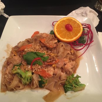 Thai Cortez - Chicken pad see eew!! - Thai Near Me - Cortez, Colorado