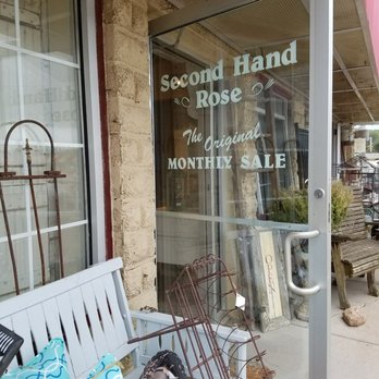 Second Hand Rose - Outside - Antiques Near Me - Buffalo, Minnesota
