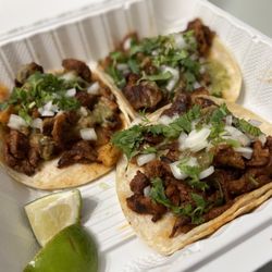 Neno's Gourmet Mexican Street Food - Tacos al Pastor