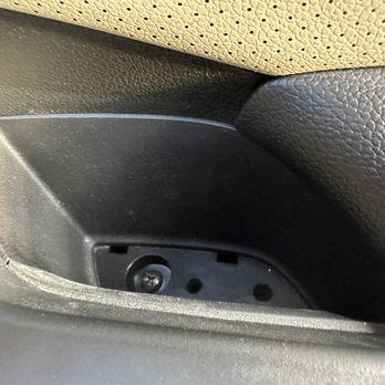 Delta Sonic Car Wash - Passenger front door cup missing rubber cover after interior cleaning. - Car Wash Near Me - Palatine, Illinois