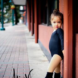 Applause Dance Studio - Just Waiting for my Friends.....