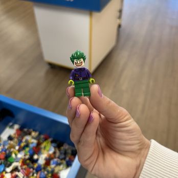 Bricks And Minifigs - LEGO - Toy Stores Near Me - Brandon, Florida
