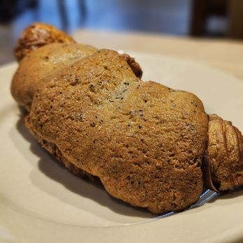 Le Pain Quotidien - Passion fruit crookie - Bakeries Near Me - Washington, DC, District of Columbia Le Pain Quotidien - Passion fruit crookie - Bakeries Near Me - Washington, DC, District of Columbia
