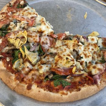 Palio's Pizza Cafe - Bar b Maria's BBQ Chicken Small Pizza - Pizza Near Me - Granbury, Texas Palio's Pizza Cafe - Bar b Maria's BBQ Chicken Small Pizza - Pizza Near Me - Granbury, Texas